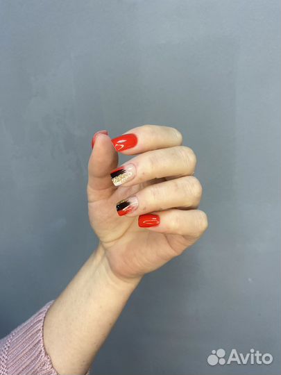 Наращивание ногтей