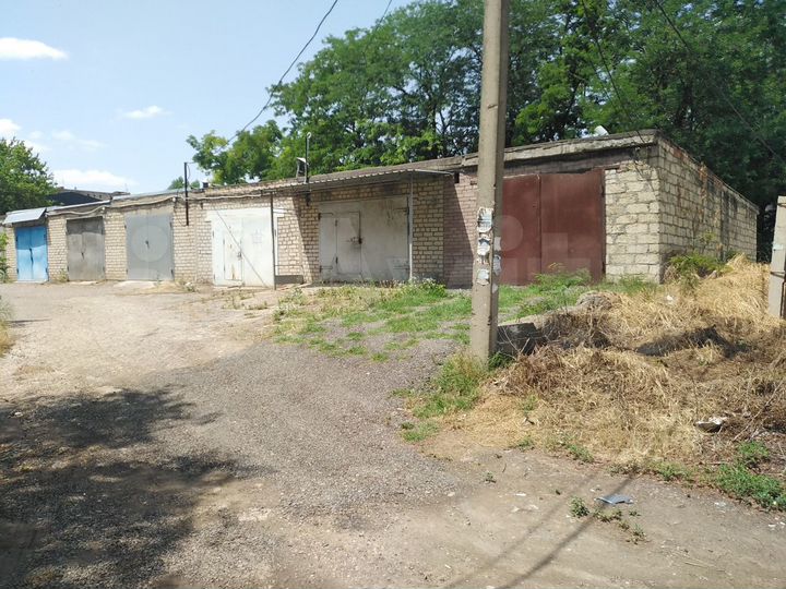 Гараж, > 30 м²