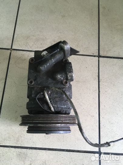 Компрессор кондиционера Kia Shuma