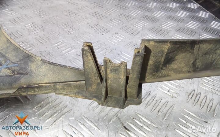 Диффузор вентилятора Mitsubishi L200 4 2007