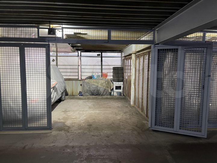 Машиноместо, 14 м²