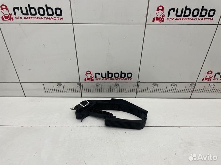 Педаль газа Mercedes S-Class W221 642.930 2009