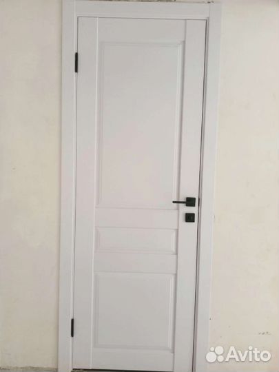 Двери белые классик новые