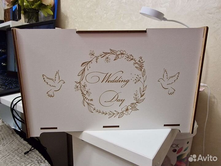 Свадебный сундук для денег