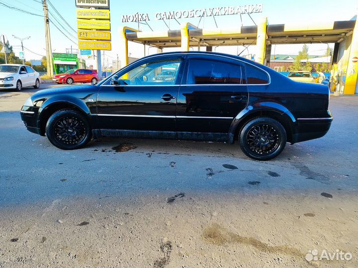 Volkswagen Passat 2.3 AT, 2002, 277 000 км