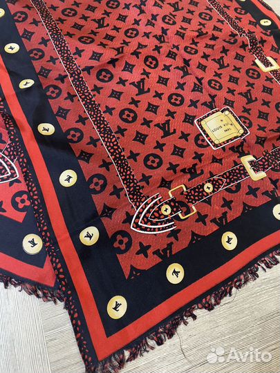 Шелковый платок на шею