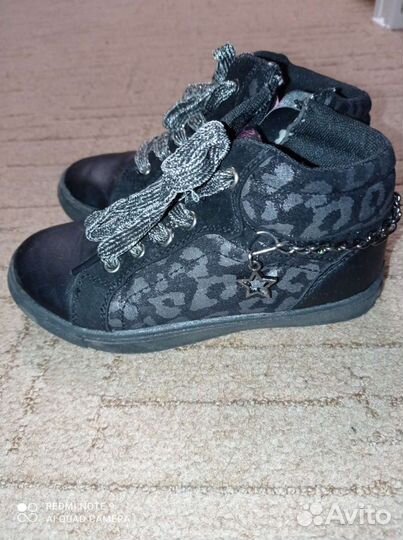 Ботинки для девочки