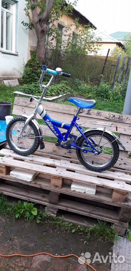 Детский велосипед от 5 до7 лет с боковыми колесами