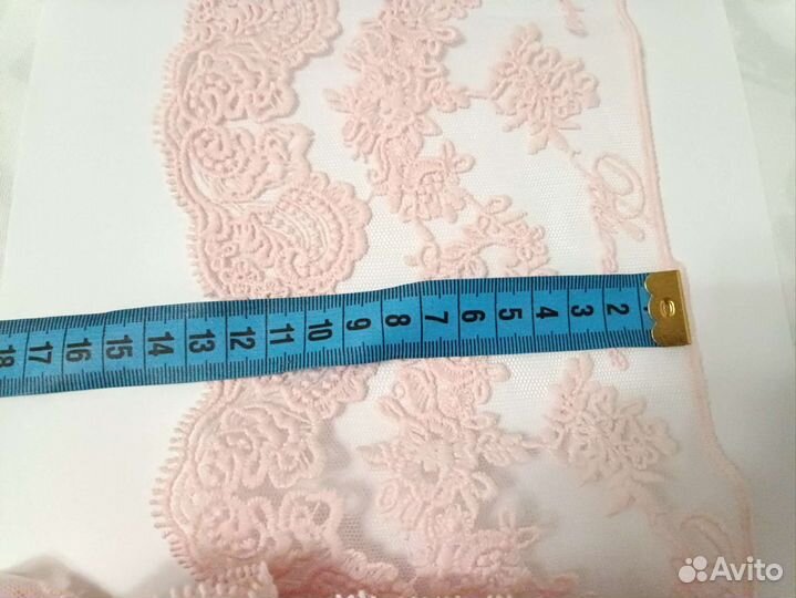 Кружево розовое blumarine 2 метра 10 см