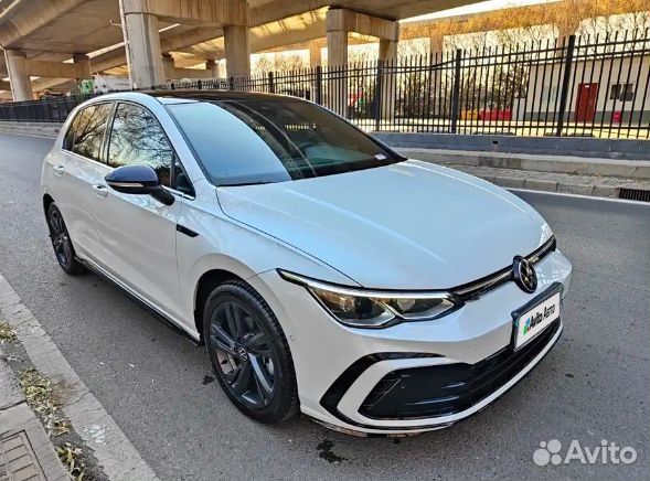 Volkswagen Golf 1.5 AMT, 2021, 13 962 км