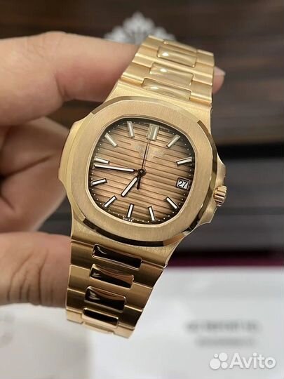 Часы Patek Philippe Nautilus 40mm