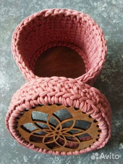 Корзинка из трикотажной пряжи