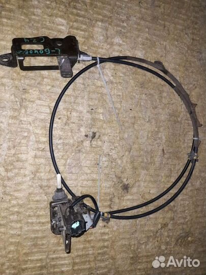 Тросик блокировки лючка/двери Nissan Serena C24