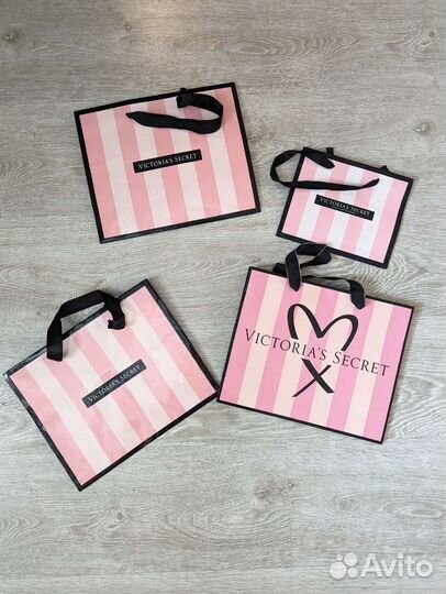 Брендовые пакеты и коробки