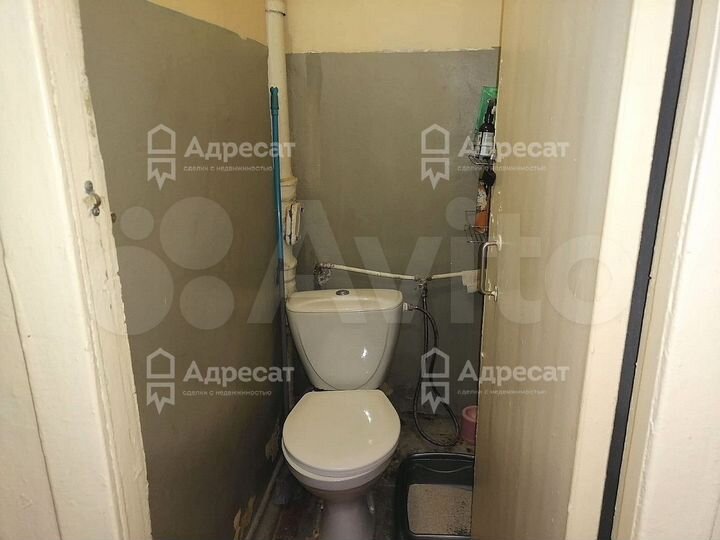 Комната 12 м² в 4-к., 5/5 эт.