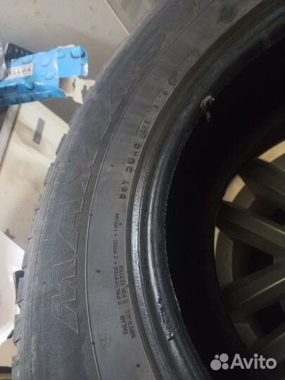Maxxis MA-SW Victra Snow SUV 265/70 R16
