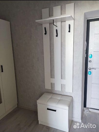 Вешалка с тумбой Кевин