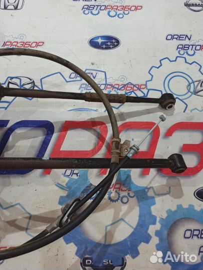 Кулак поворотный задний левый Toyota Camry 55 2.5