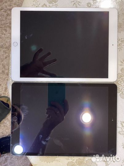 iPad 7 2019 - на запчасти