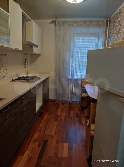 3-к. квартира, 58 м², 3/5 эт.