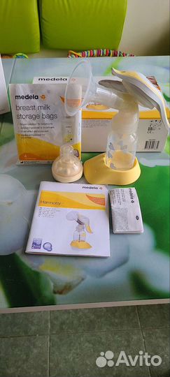 Молокоотсос medela ручной