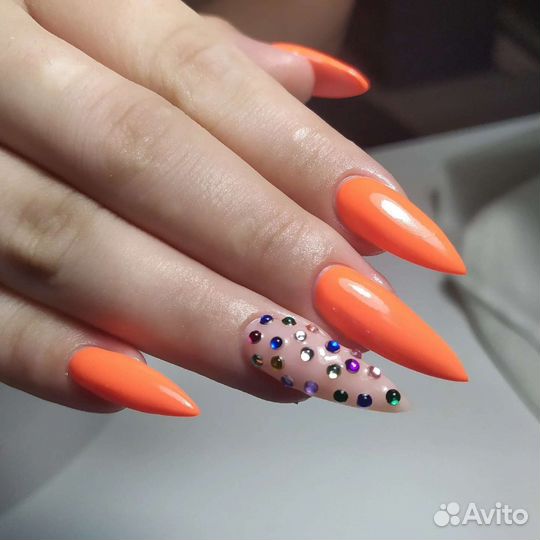 Мастер маникюра и педикюра