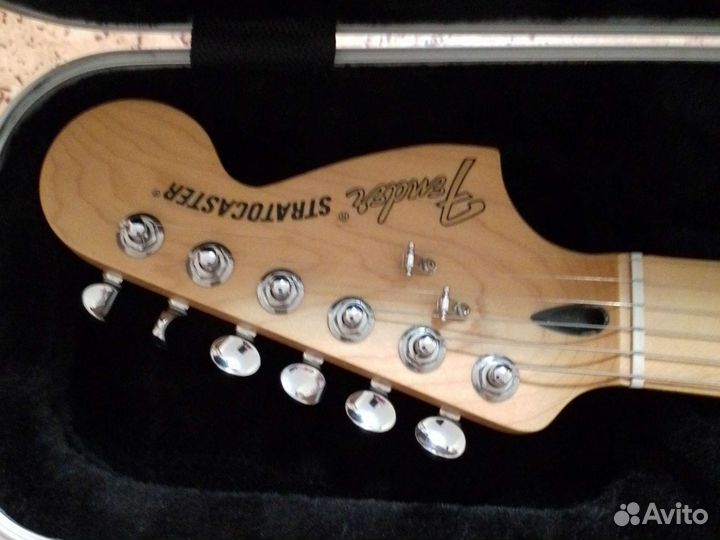 Stratocaster электрогитара
