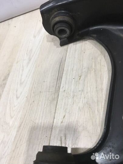 Рычаг подвески Renault duster Прав