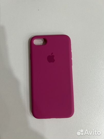 Чехлы на телефон iPhone 7