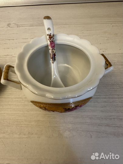 Соусник фарфоровый с ложкой