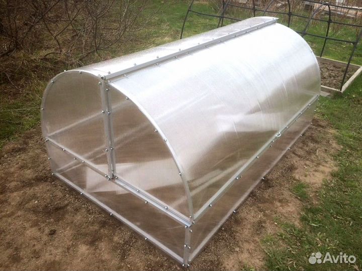 Парники теплицы чехлы