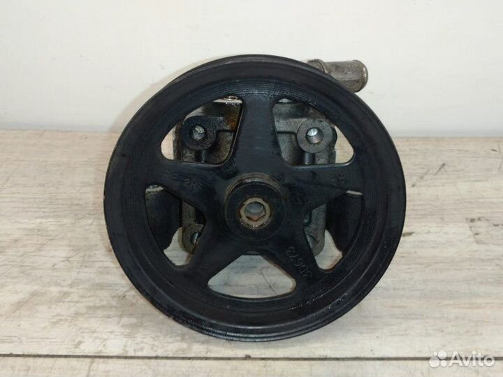 Насос гидроусилителя руля Jaguar X-Type X400 2.1