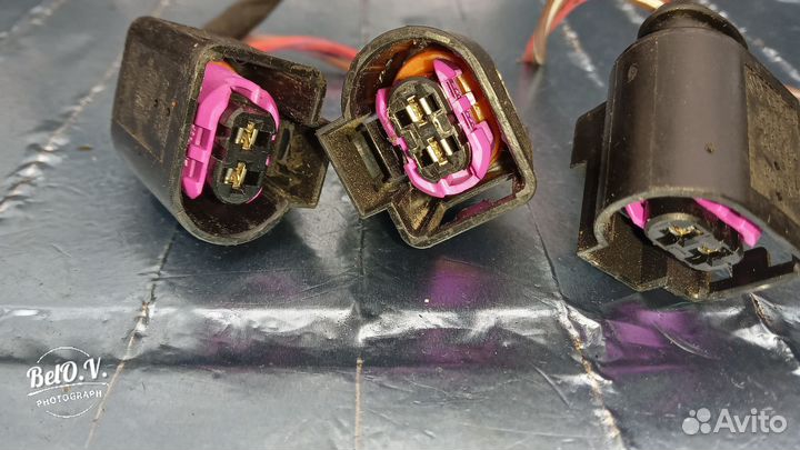 Фишка проводки Ауди Фольксваген Шкода 4D0971992