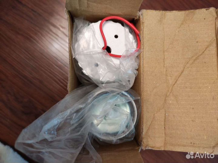 Потолочные светильники поворотные