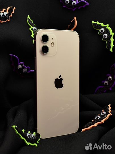 iPhone 12, 64 ГБ