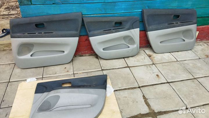 Дверные карты toyota nadia