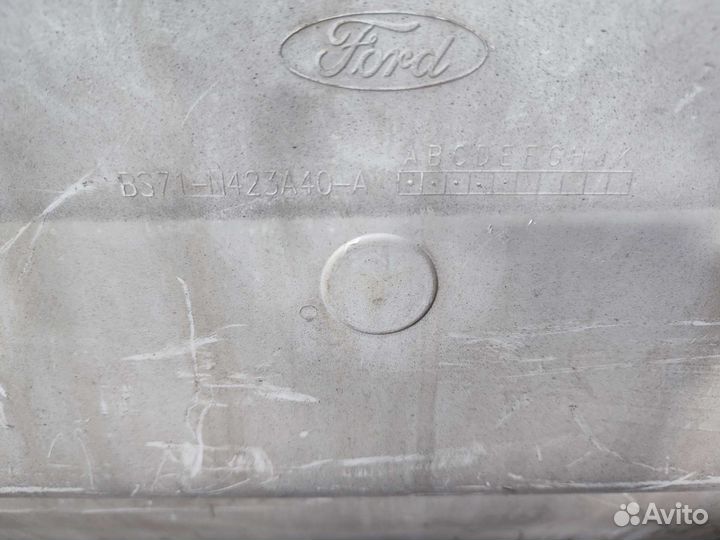 Накладка двери багажника нижняя Ford Mondeo 4