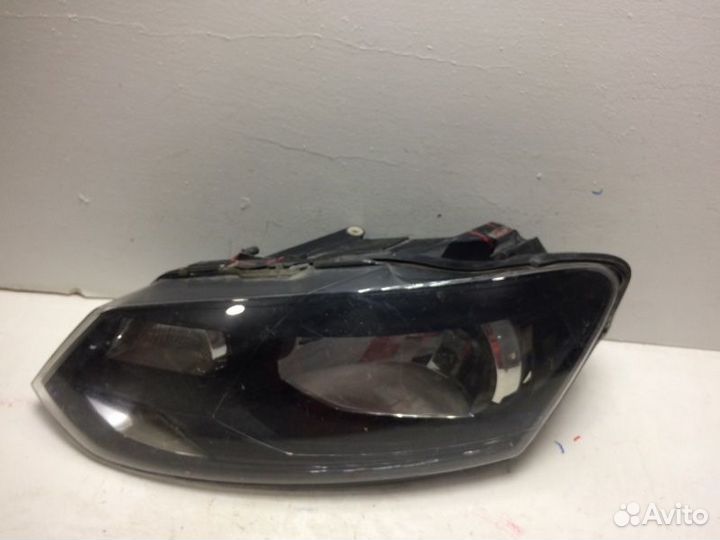 Фара передняя левая Volkswagen Polo MK5 2009-2019