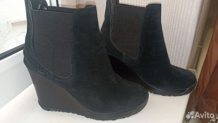 Ботинки женские