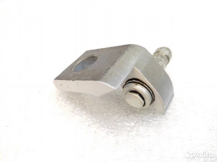 Петля двери передняя левая Audi A6 C7 1.8 CYG 2018