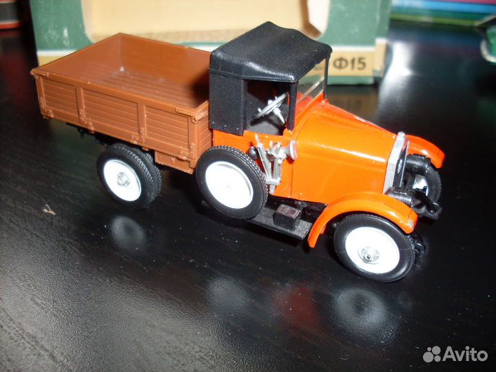 Модели автомобилей СССР 1:43 в ориг.упаковке