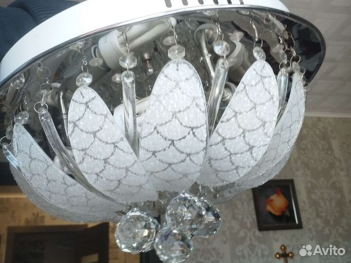 Люстра потолочная светодиодная с пультом