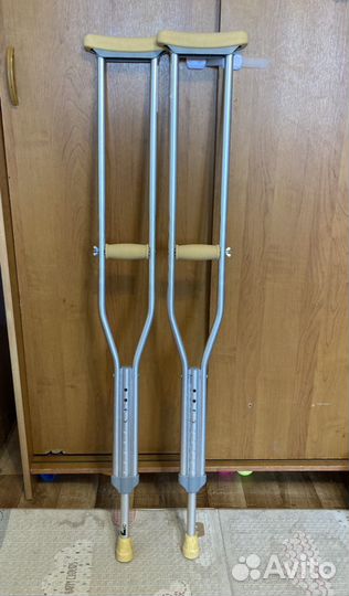 Костыли подмышечные