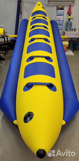 Надувной аттракцион «Зимний банан»