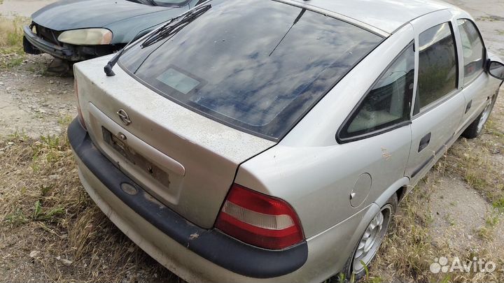 Фонарь задний opel vectra b liftback