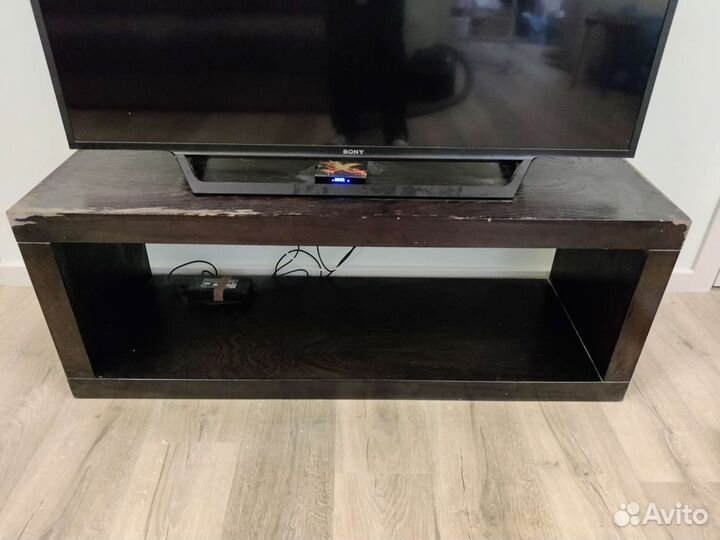 Подставка под телевизор