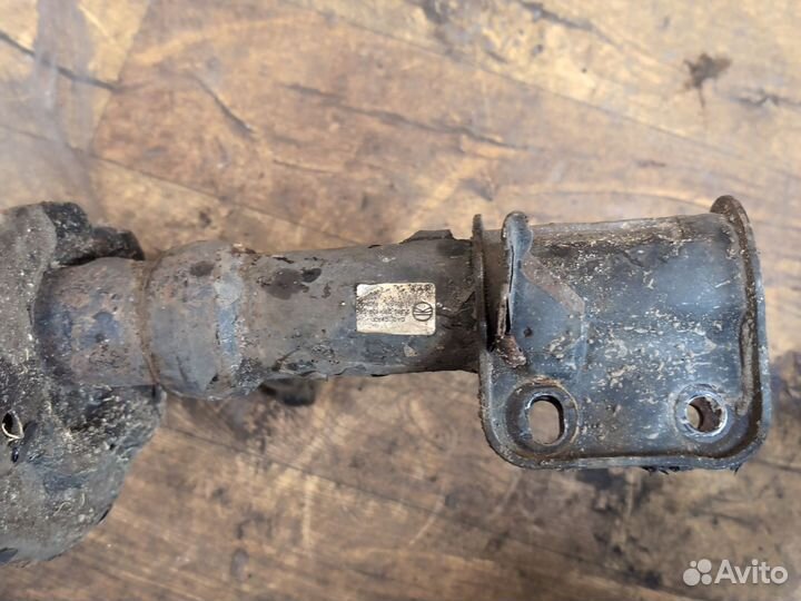 Амортизатор передний левый LADA Granta 2011-2018