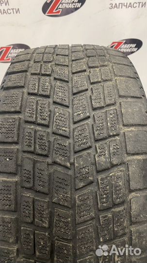 Bridgestone Blizzak WS-50 235/45 R17