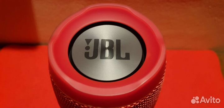 Колонка jbl charge 3