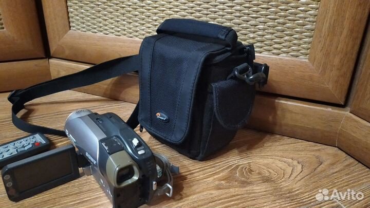 Видеокамера sony